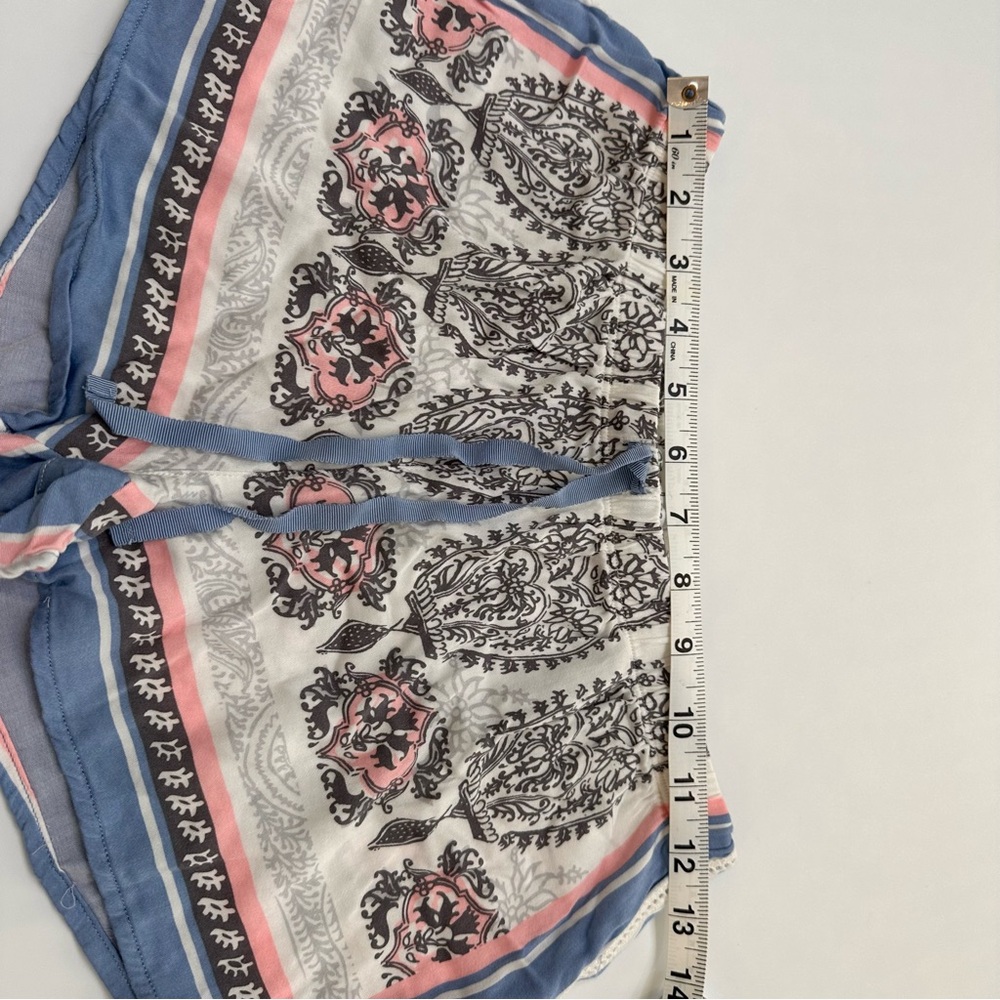 PJ Salvage Women's size XS Blue and Pink Patterned Sleep Shorts - Picture 4 of 5